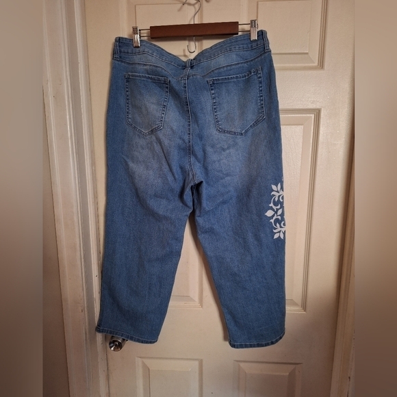 Style&Co graphic jeans size 14 - Picture 6 of 6